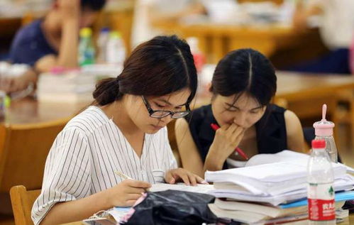 高校書記校長化身人力中介，每年走訪百家企業(yè)助力學生就業(yè)